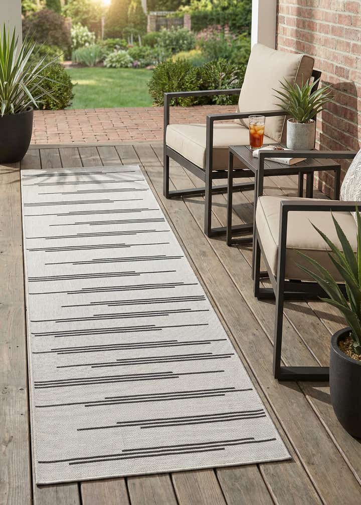 2' 7 x 12' Easy-Clean Modern Indoor / Outdoor Runner Rug