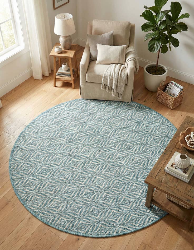Detail image of 4' x 4'  Washable Trellis Indoor / Outdoor Round Rug