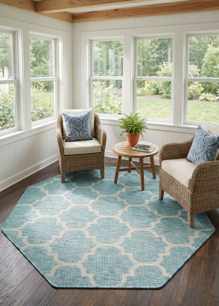 5' 3 x 5' 3 Easy-Clean Trellis Indoor / Outdoor Octagon Rug