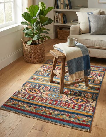 2' 8 x 4' Hand Knotted Kazak Rug
