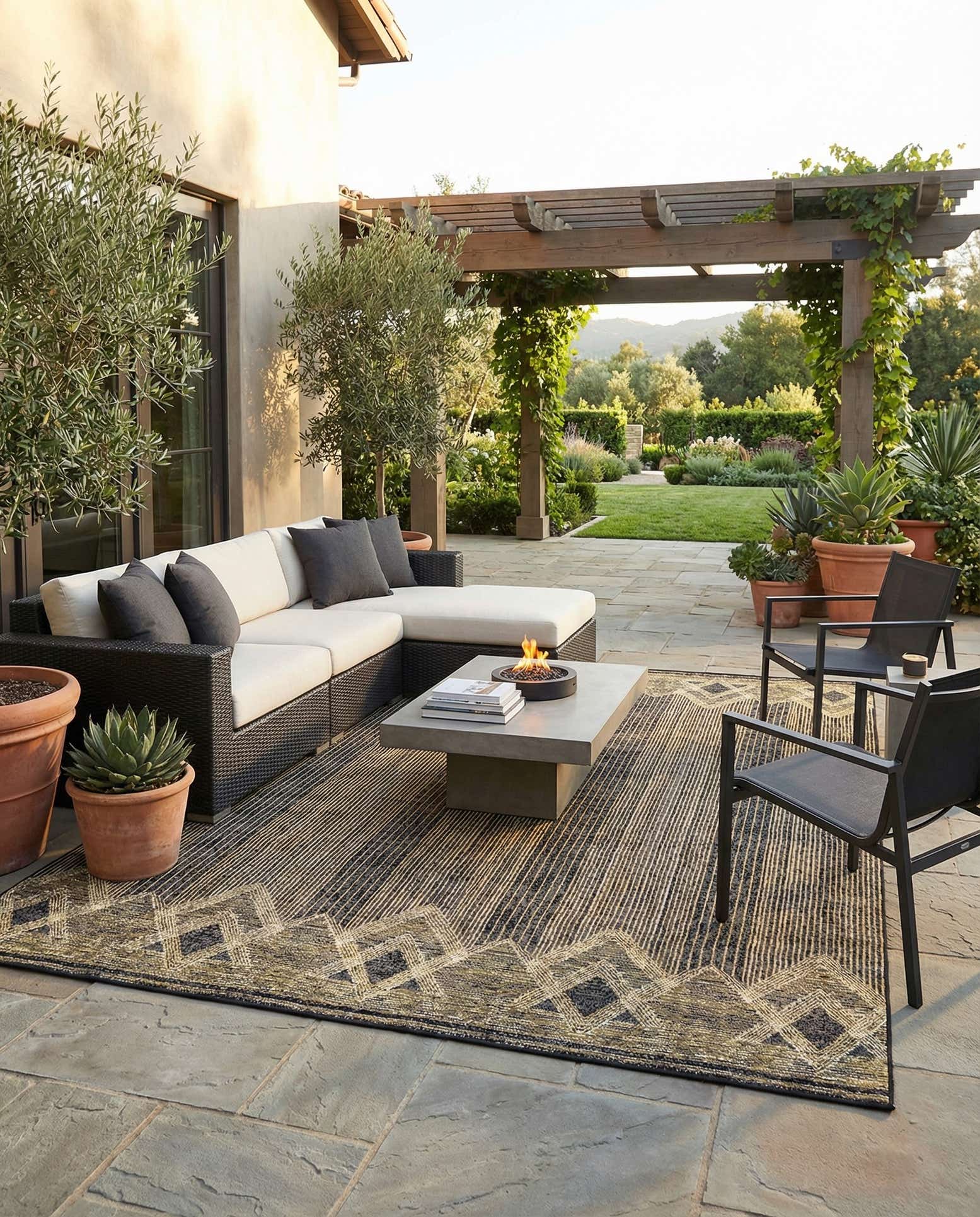 9' x 12' Easy-Clean Modern Indoor / Outdoor Rug