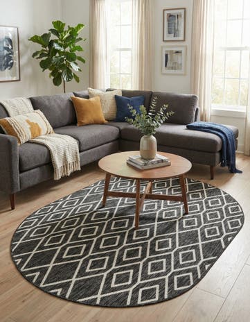 5' 3 x 8' Easy-Clean Jill Zarin Turks and Caicos Indoor / Outdoor Oval Rug