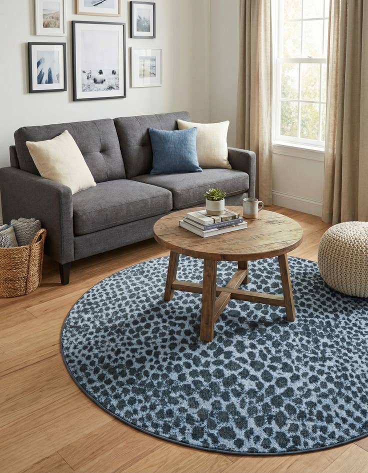 Detail image of  3' 3 x 3' 3 Kamala Washable Round Rug