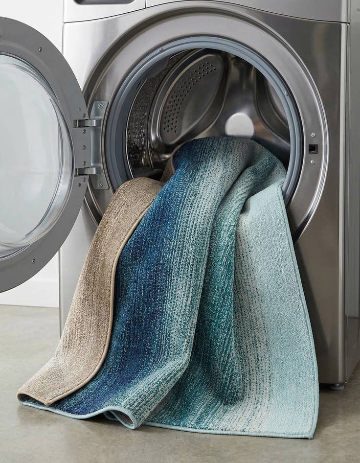 Detail image of 5' x 8'  Washable Casablanca Rug