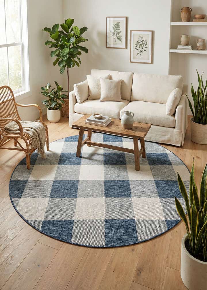 6' x 6' Easy-Clean Checkered Indoor / Outdoor Round Rug
