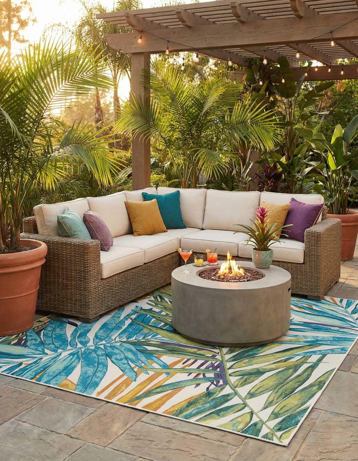 Detail image of 10' x 10'  Washable Botanical Indoor / Outdoor Square Rug