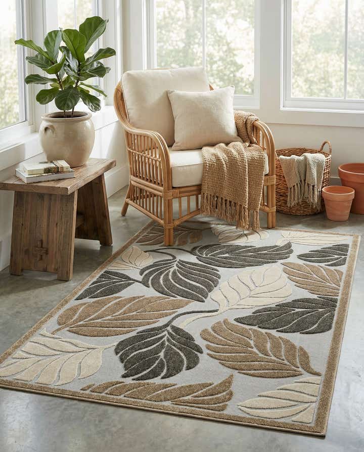 5' x 8' Easy-Clean Botanical Indoor / Outdoor Rug
