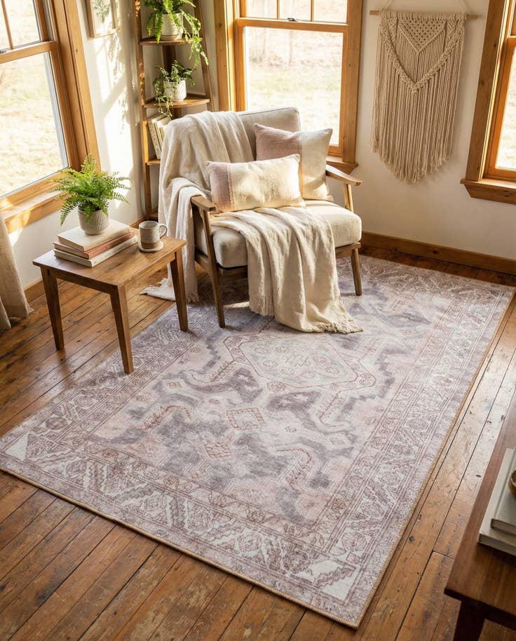 Detail image of 3' 6 x 5' 6 Washable Timeless Rug