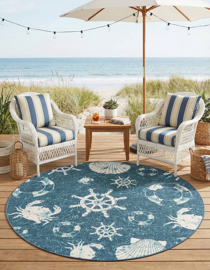 Detail image of 7' x 7' Easy-Clean Coastal Indoor / Outdoor Round Rug