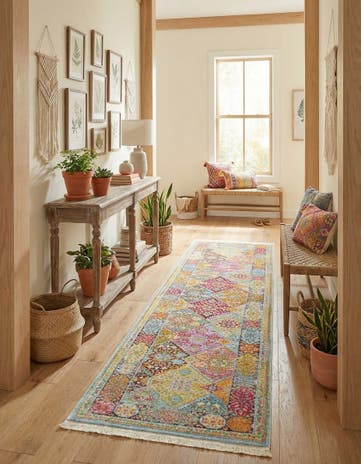 2' 7 x 10' Santiago Runner Rug