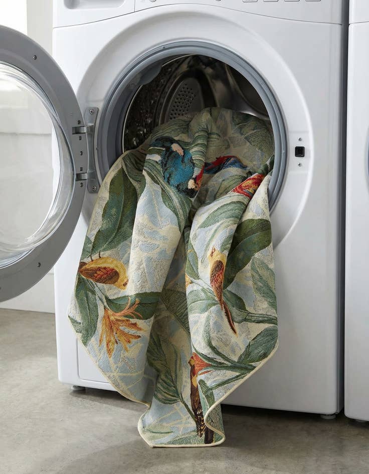 Detail image of  7' x 7'  Washable Botanical Indoor / Outdoor Octagon Rug