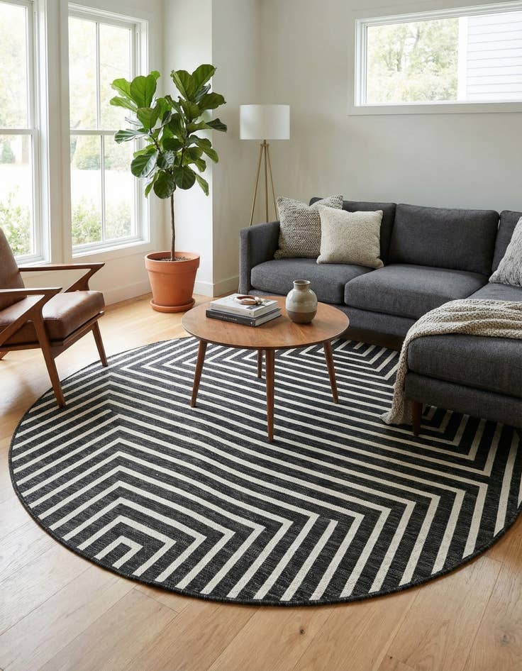 Detail image of  6' x 6'  Washable Modern Indoor / Outdoor Round Rug