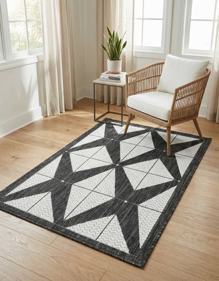 Detail image of 2' x 3'  Washable Modern Indoor / Outdoor Rug