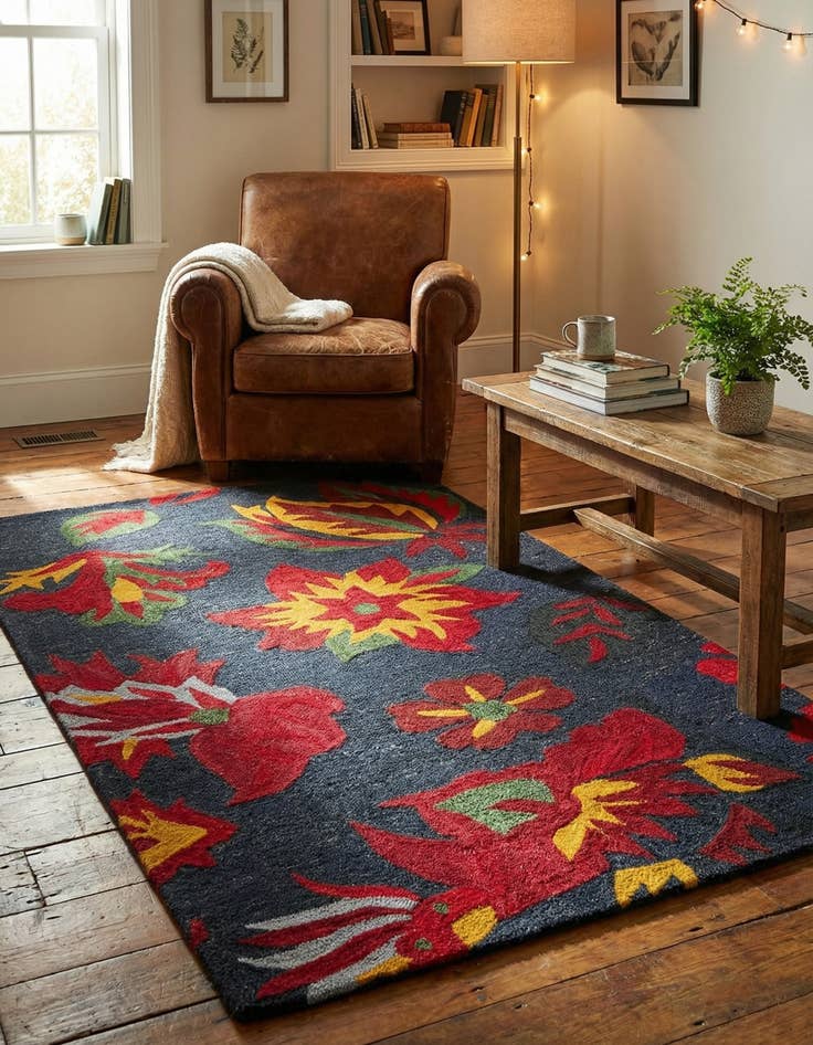 Detail image of 5' x 8' Agra Wool Rug