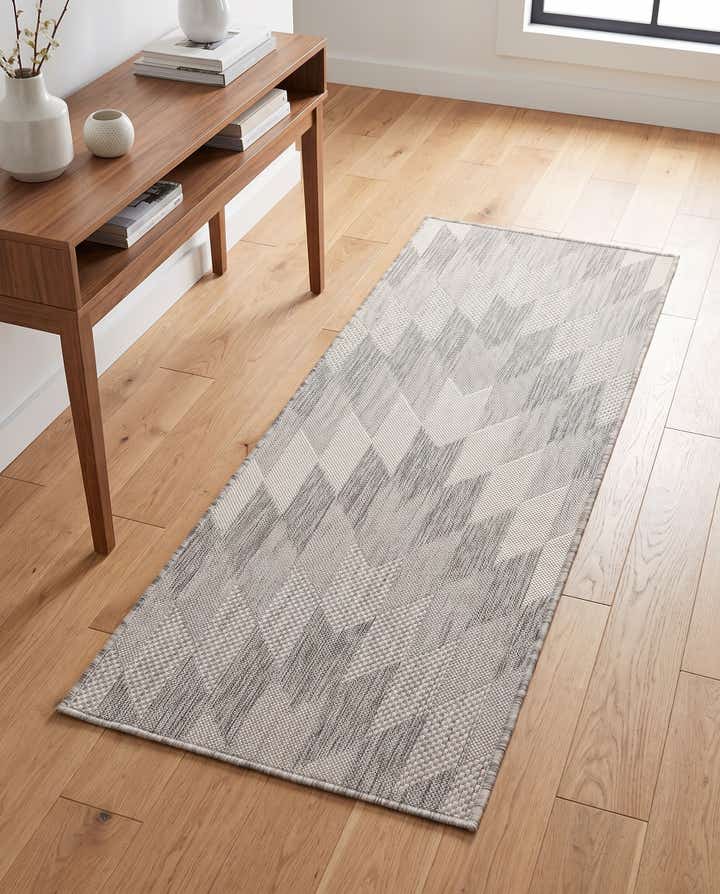 2' x 5' 3 Easy-Clean Modern Indoor / Outdoor Runner Rug