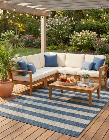7' x 10' Easy-Clean Ribbon Indoor / Outdoor Rug
