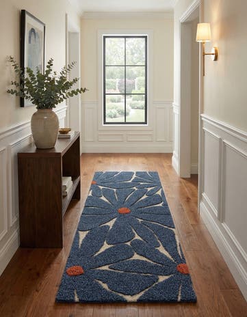 2' x 8' Handtufted Wool Runner Rug