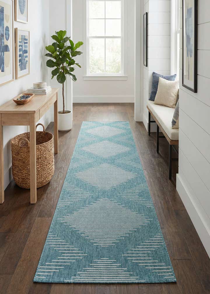 3' 3 x 14' Easy-Clean Modern Indoor / Outdoor Runner Rug