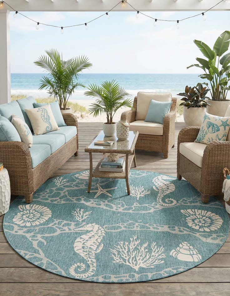 Detail image of 7' 10 x 7' 10  Washable Coastal Indoor / Outdoor Round Rug