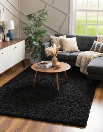 7' x 10' Solid Shag Rug