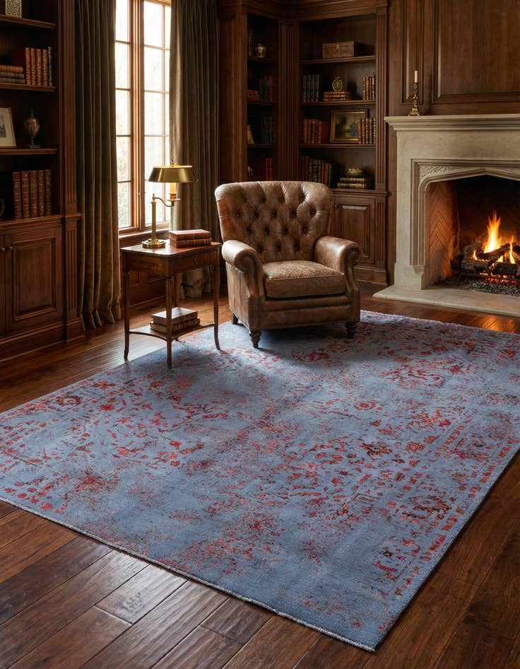 Detail image of 6' 7 x 9' 6 Vintage Royal Wool Rug