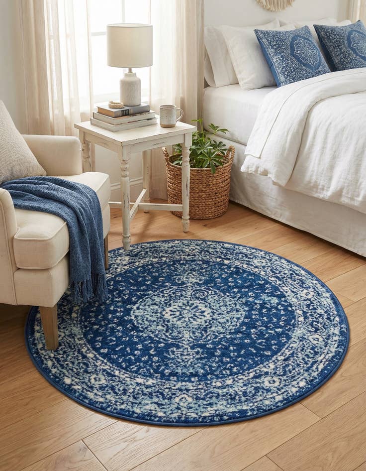 Detail image of 3' x 3' Bexley Round Rug