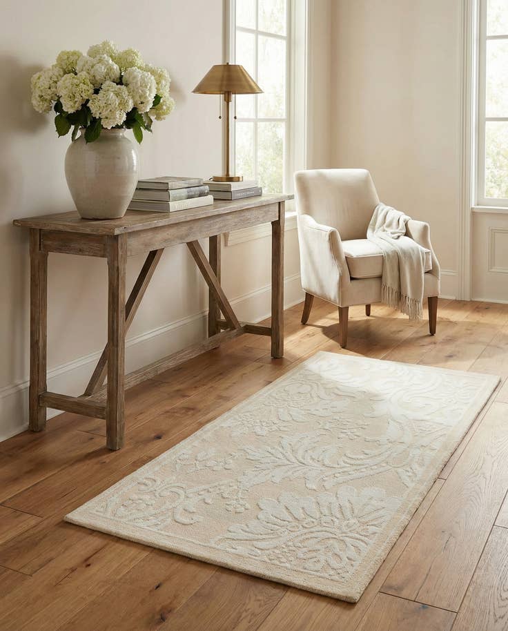 Detail image of 2' 11 x 4' 11 Hand Knotted Darya Wool Rug