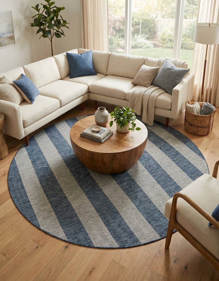 Detail image of 10' x 10'  Washable Striped Indoor / Outdoor Round Rug