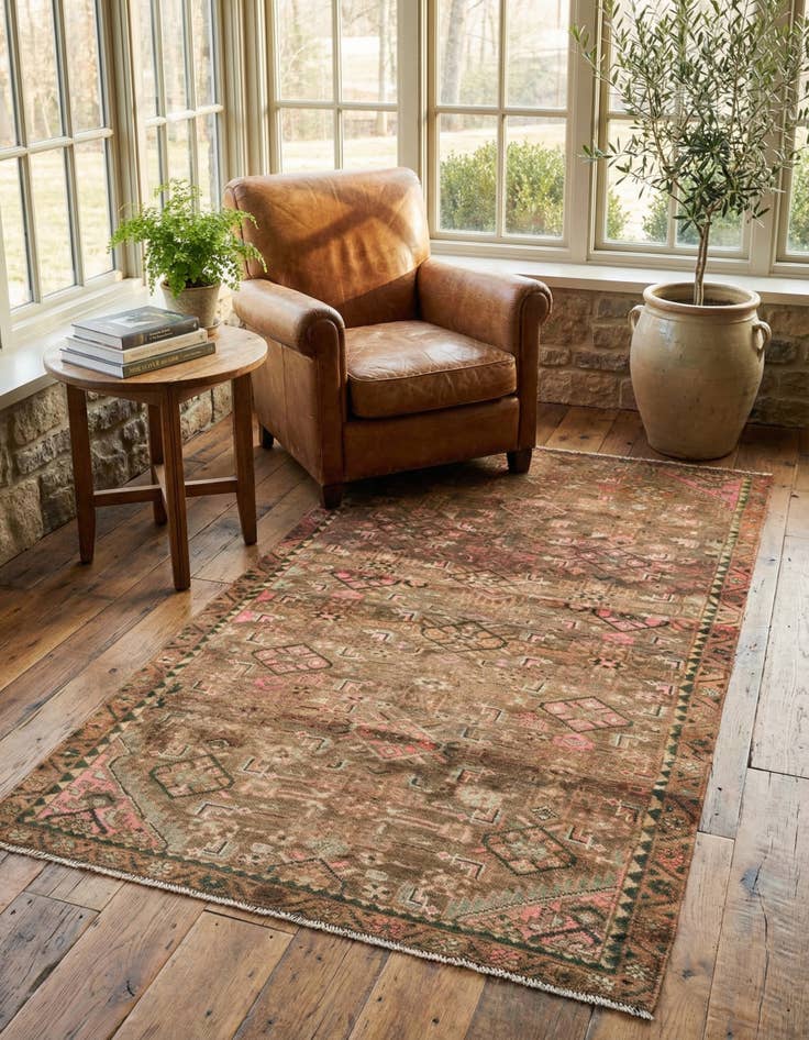 Detail image of 3' 7 x 6' 9 Hamedan Rug