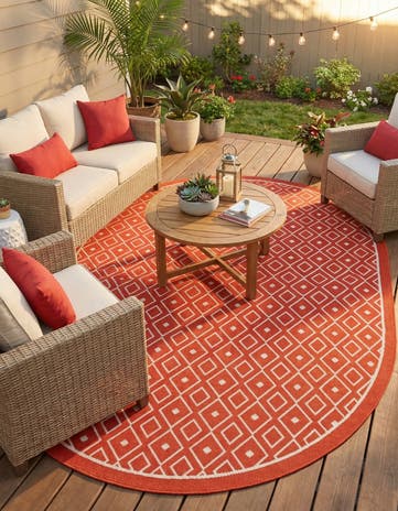 7' 10 x 10' Easy-Clean Lattice Indoor / Outdoor Oval Rug