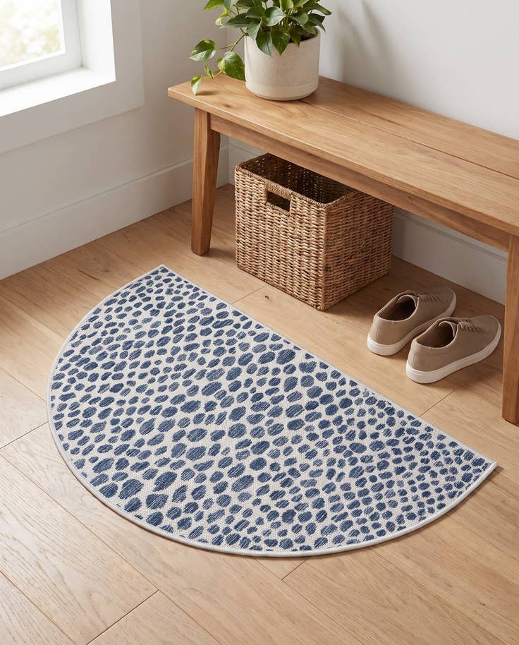 Detail image of 2' 2 x 3' 7 Easy-Clean Jill Zarin Cape Town Indoor / Outdoor Hearth Rug