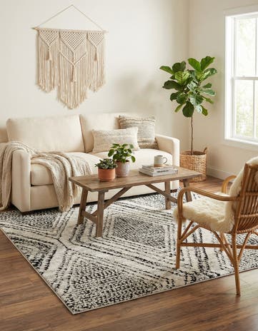 Black and White Tagine Square Rug