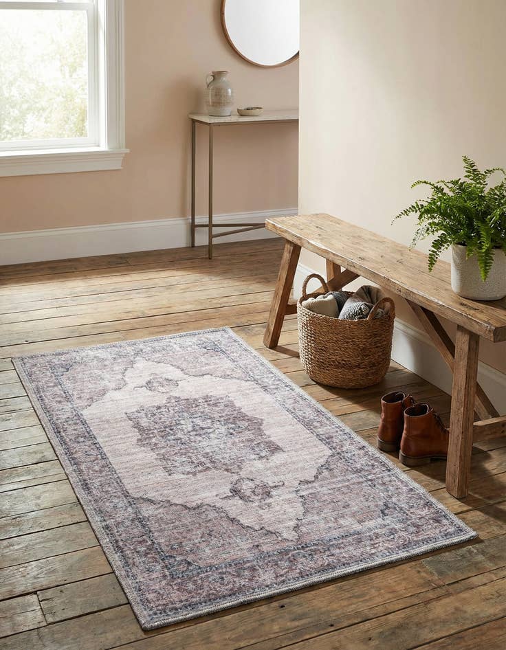 Detail image of 2' x 3'  Washable Mangata Rug