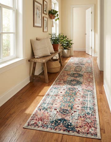 2' 6 x 19' 8 Charleston Runner Rug
