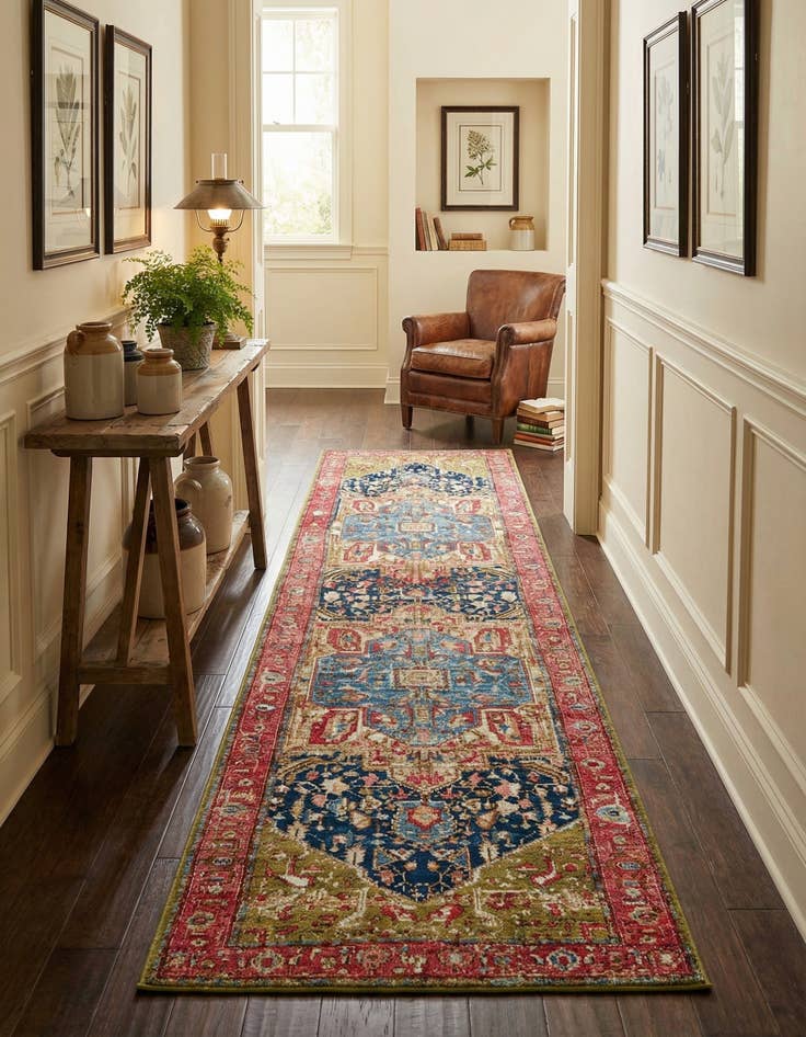 Detail image of 2' 7 x 12'  Washable Traditional Indoor / Outdoor Runner Rug