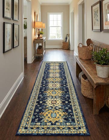 2' 7 x 10' Heris Runner Rug