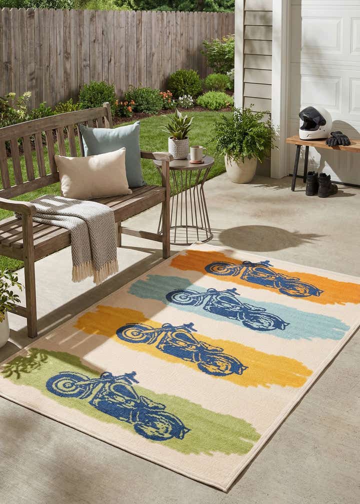 5' 3 x 7' 7 Easy-Clean Indoor / Outdoor Rug