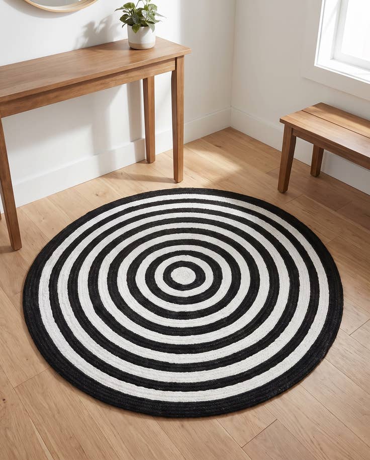 Detail image of 3' 3 x 3' 3 Easy-Clean Eco Verse Washable Indoor / Outdoor Round Rug