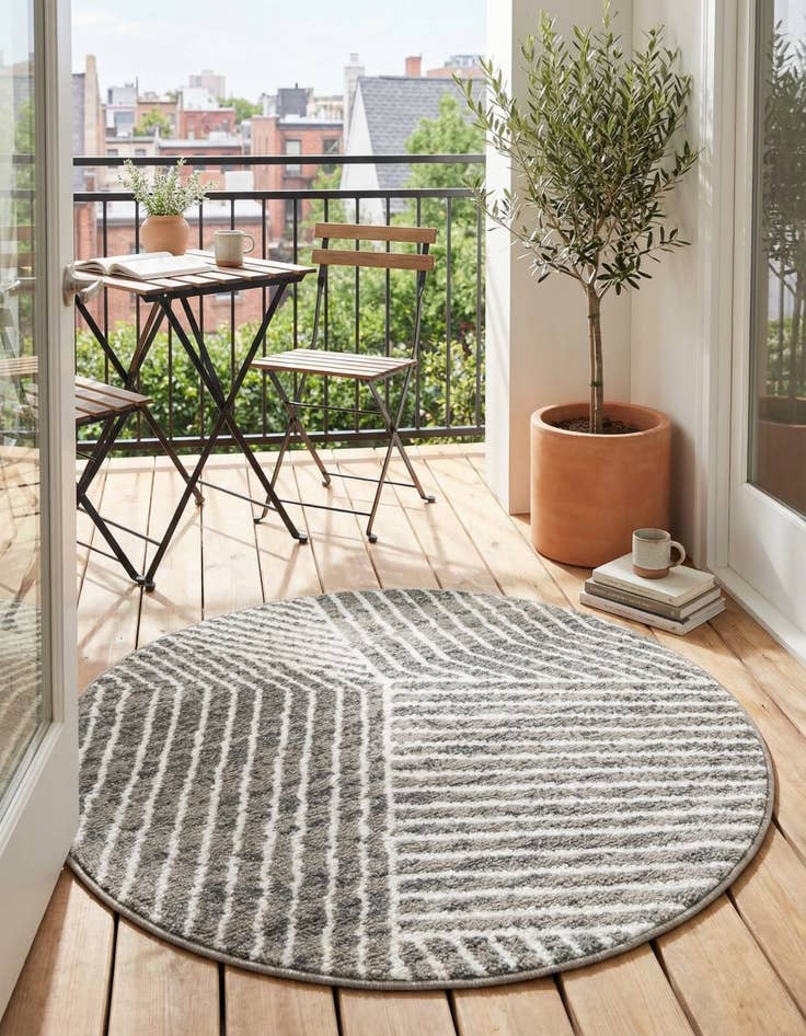 Detail image of 3' x 3' Oslo Round Rug