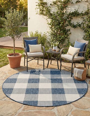 Blue Easy-Clean Checkered Indoor / Outdoor Round Rug