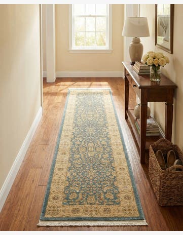 2' 7 x 10' Chelsea Runner Rug