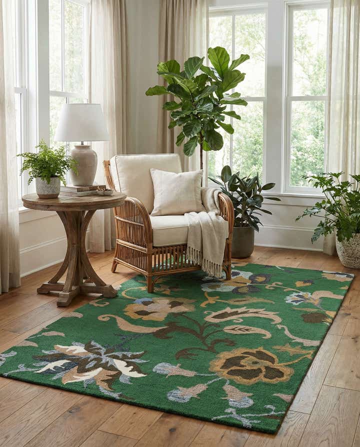 5' 1 x 8' Agra Rug