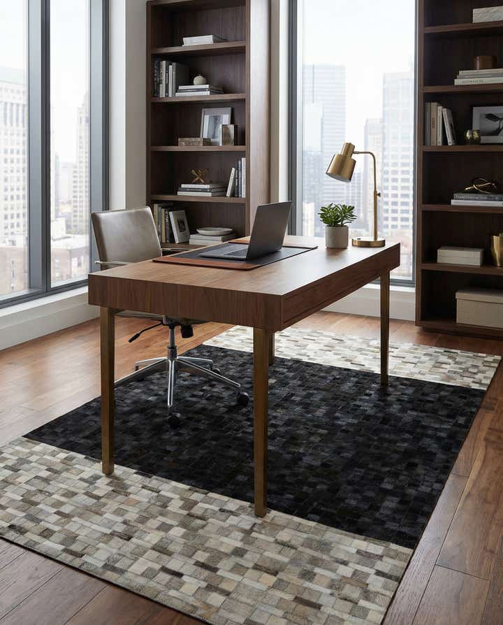 5' x 7' 10 Cowhide Leather Rug