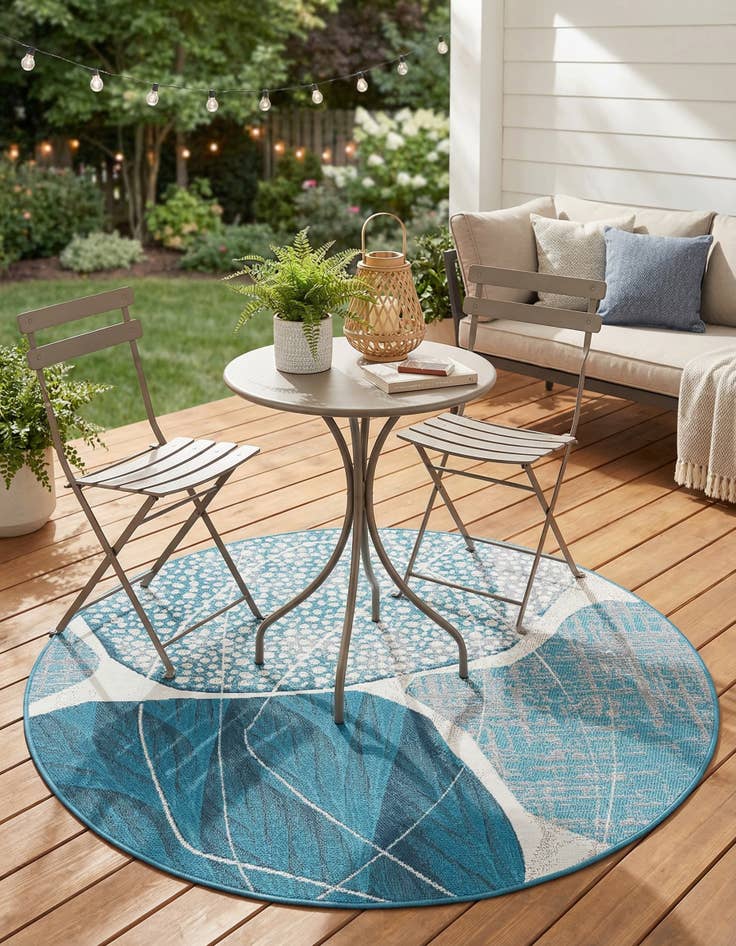 Detail image of 4' 1 x 4' 1  Washable Modern Indoor / Outdoor Round Rug