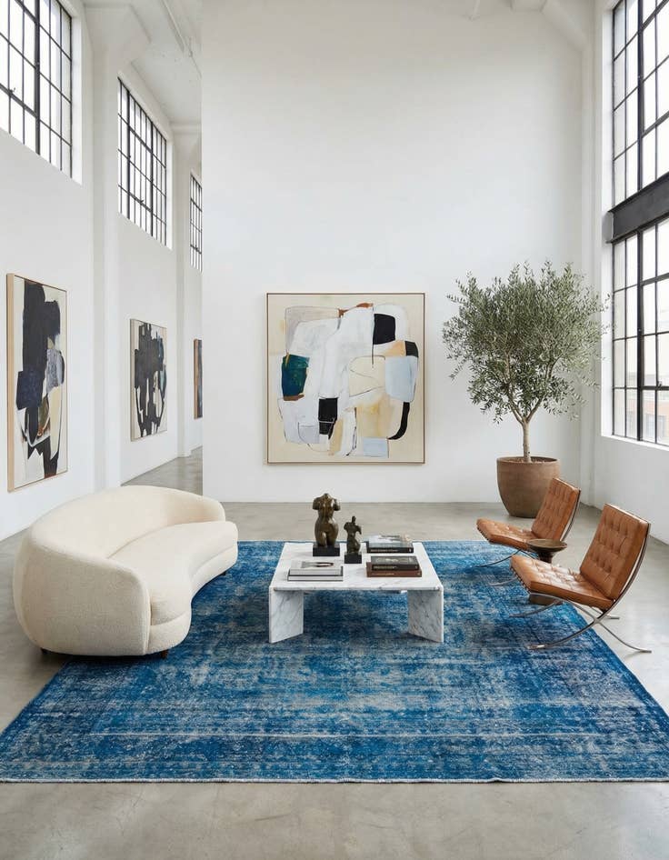 Detail image of 9' 9 x 12' 11 Vintage Royal Wool Rug