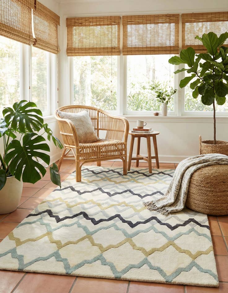 Detail image of 5' x 8' Luna Wool Rug