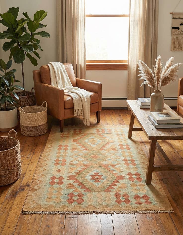 Detail image of 2' 7 x 4' 2  Hand Woven Kilim Waziri Wool Rug