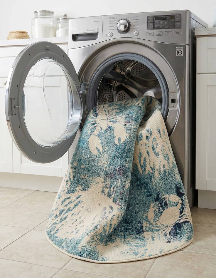 Detail image of 7' 10 x 10'  Washable Capri Oval Rug