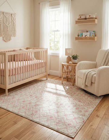 5' 3 x 5' 3 Moroccan Trellis Square Rug