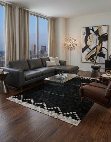 5' 2 x 8' Cowhide - Patchwork Rug